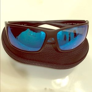 New Costa Reefton Black Sunglasses Blue lenses